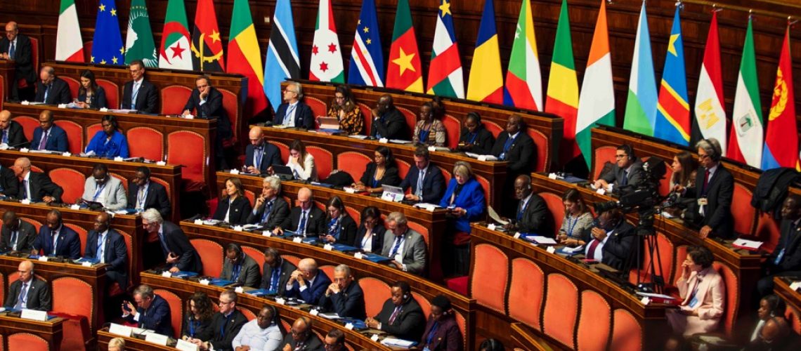 cooperation-economique-premier-sommet-italie-afrique-a-rome_dh093bzn78h
